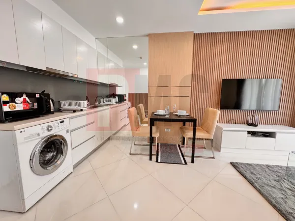 Paradise Park - Pool View 1 Bedroom for Rent