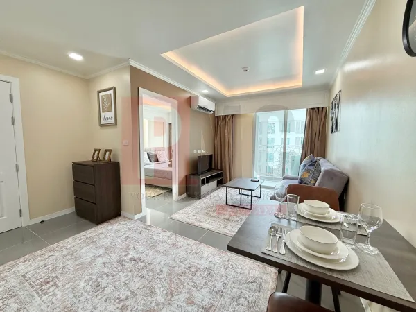 Orient Pool View High Floor Corner 1 Bedroom for Rent